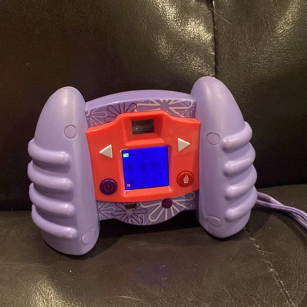 Discovery Battery-Powered Digital Pink and Purple Camera
